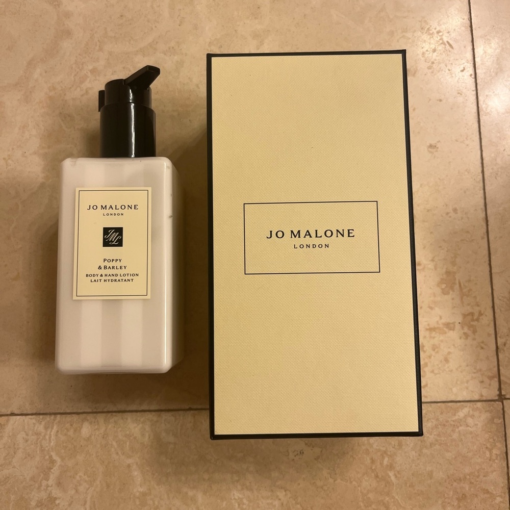 Jo Malone Poppy & Barley Body & Hand Lotion - White and Black